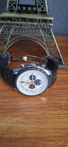 Relógio Breitling pulseira de borracha  