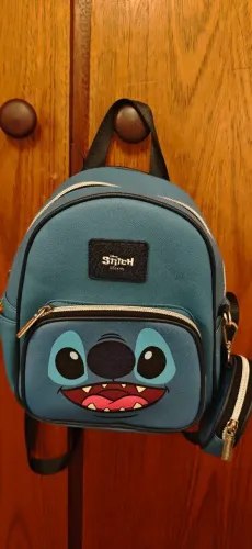 Mini mochila Stitch original Zona Criativa (estilo LoungeFly)