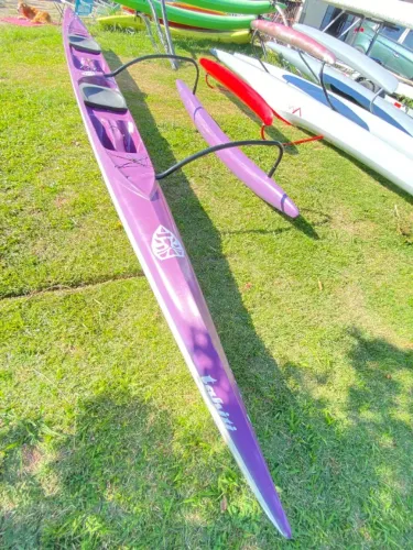Canoa havaiana OC2