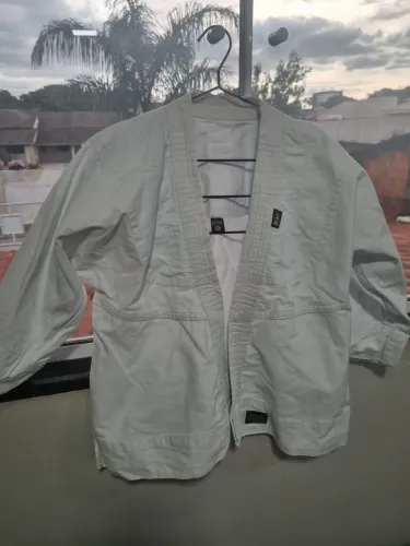 Kimono Branco Shinai M3 9/10 anos