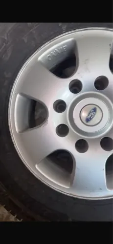 Roda binno aro 16 Ford F250 usada 