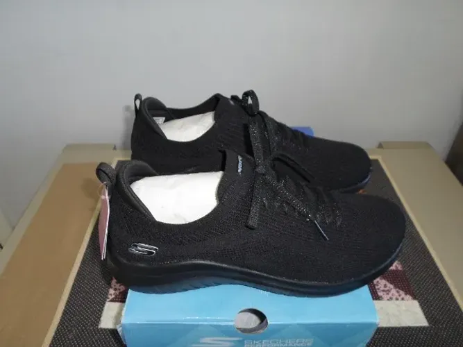 Tênis Skechers Ultra. Tam.39 - Novo