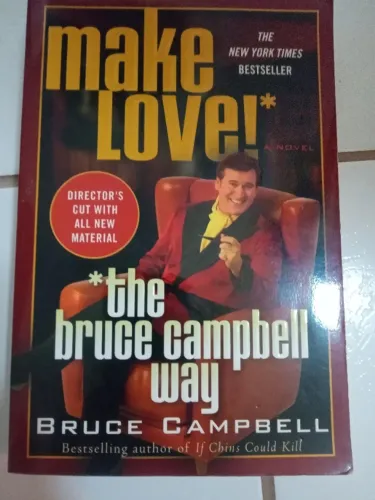 Livro make love em inglês Bruce Campbell (evil dead)