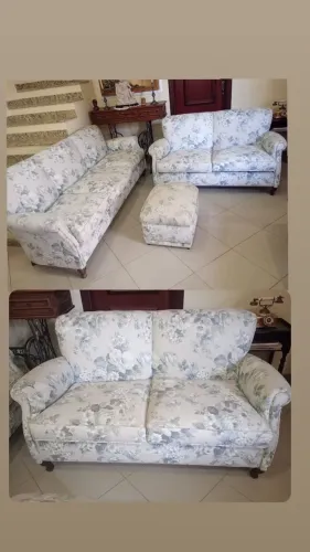 Conjunto de sofás antigo assentos em mola 