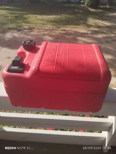 Vendo tanque pra motor popa yamaha