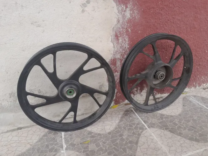 Rodas pé de galinha 