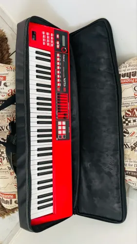 Sintetizador Roland XPS 10