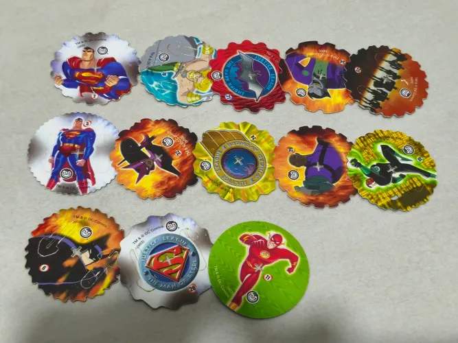 Tazos Liga Justica Elma Chips