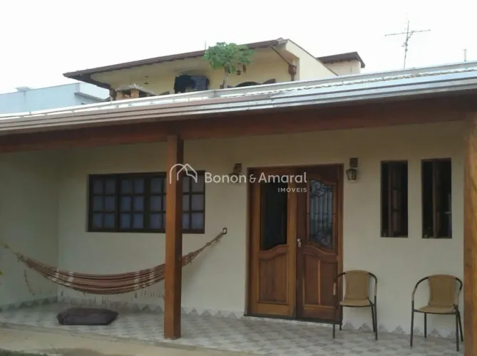 Charmosa Edícula de 1 dormitório com 200 m² de terreno para construção, no Jd. Myrian - Ca