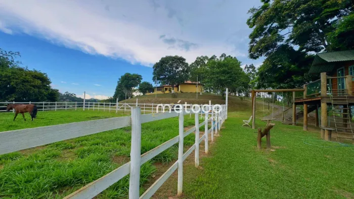 Sítio com 3 quartos à venda, 87000 m² por R$ 2.750.000 - Bairro Capoeirinha - Guararema/SP