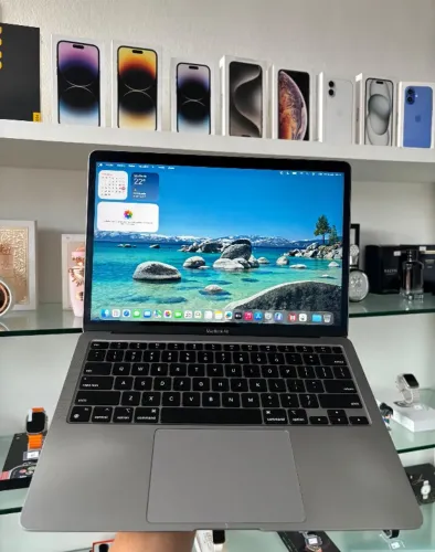 MacBook Air M1 8/256gb 2020