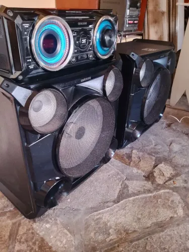 Samsung Giga Sound  2400w com defeito 