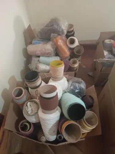 Lote de Linhas de Costuras