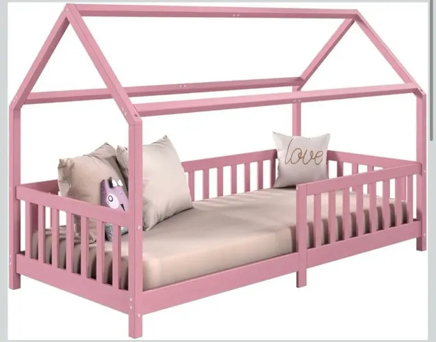 Cama infantil montessoriana