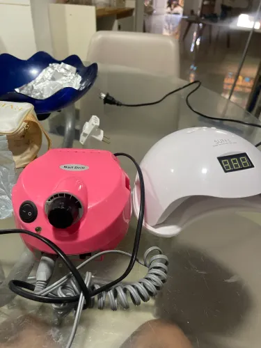 Cabine e motor para iniciante de unhas em gel