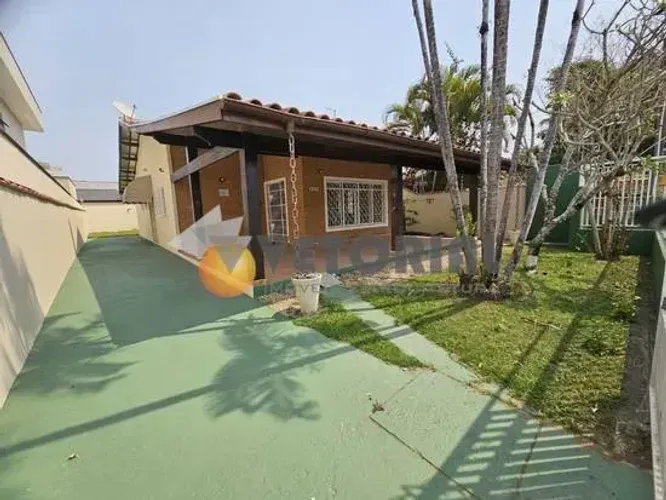 Casa com 3 dormitórios para alugar, 179 m² por R$ 4.300,00/mês - Indaiá - Caraguatatuba/SP