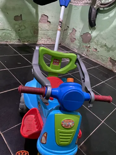 Vende se motinha pra passeio 