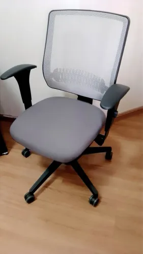Cadeira de Escritório Flexform Uni White n Grey | Estado de Nova | Conforto e Ergonomia