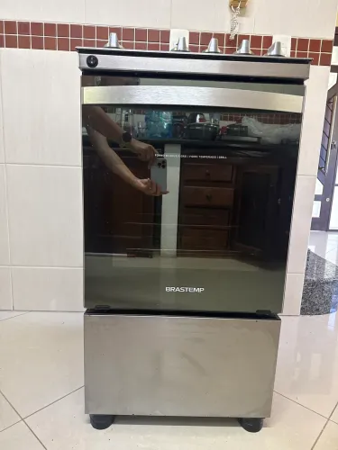 Fogão Brastemp 4 bocas inox com mesa de vidro