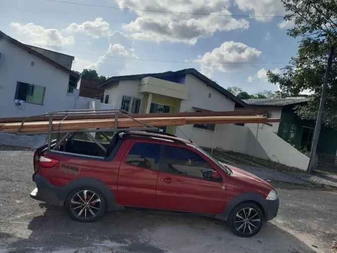 Trabalhamos com todo tipo de fretes e passageiros 