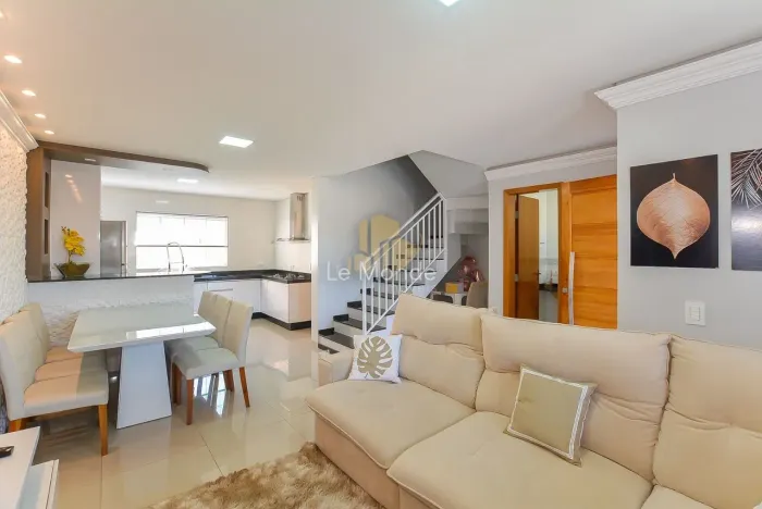 Sobrado com 3 dormitórios à venda, 115 m² por R$ 659.000 - Jardim Cláudia - Pinhais/PR