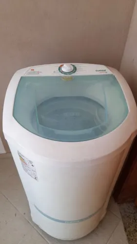 Máquina de lavar roupas