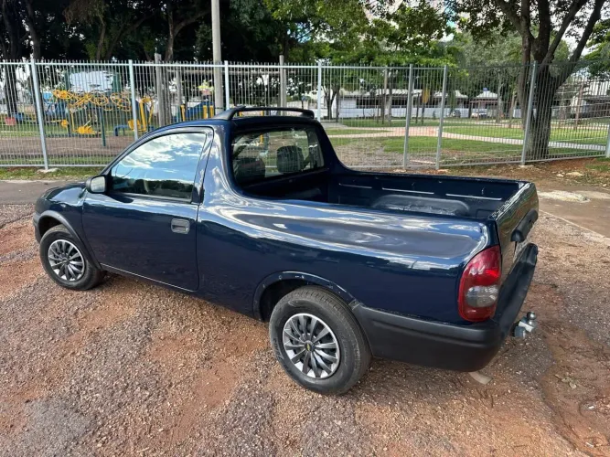 Fiat Strada Working 1.5 MPI 8V CE (álcool) 2000