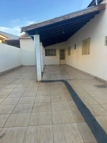 Casa Padrão em Lençóis Paulista