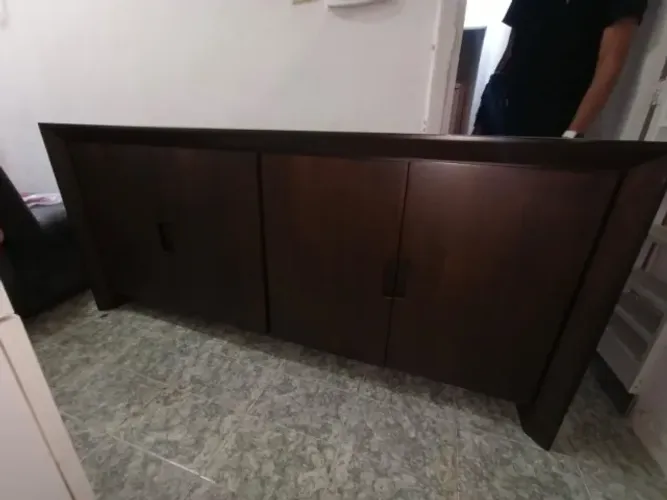 Aparador em perfeito estado