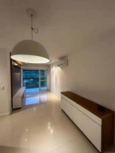 Excelente apartamento no condomínio Maui, Pontal Oceânico!