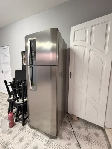 VENDO GELADEIRA ELECTROLUX 460 LITROS