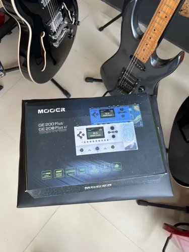 PEDALEIRA MOOER GE 200 plus
