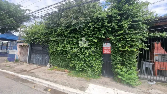 Terreno à venda na Avenida Assis Ribeiro, Cangaíba, com potencial para incorporação