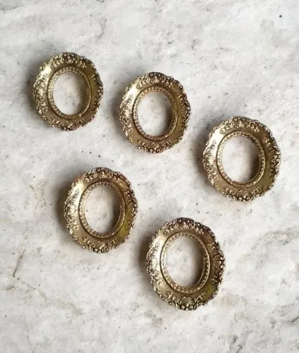 Quadros Decorativos Premium Em Ouro