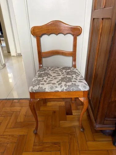 Poltrona pé de cabra