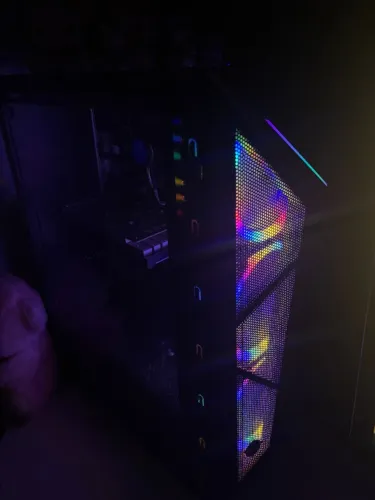 PC Gamer i5-10400F, GTX 1650 4GB, 8GB DDR4, SSD 240GB + Monitor