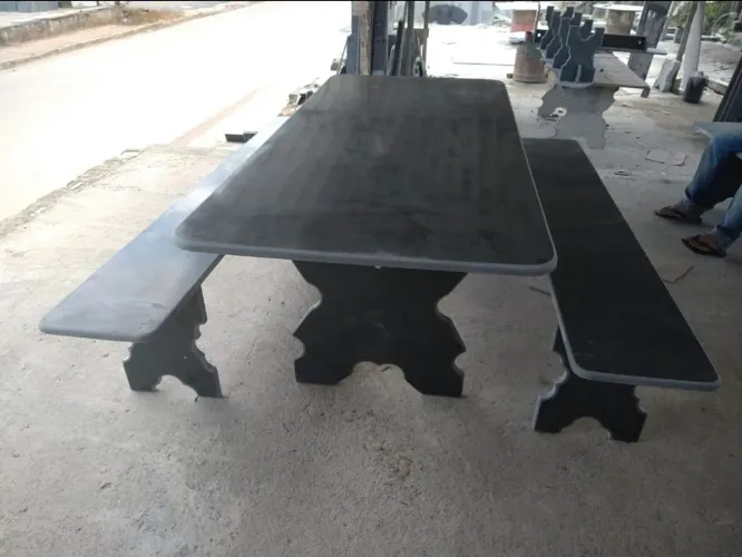 Mesa Ardósia com 2 bancos
