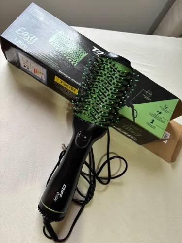 Escova secadora TAIFF Easy seminova em perfeito estado de funcionamento 
