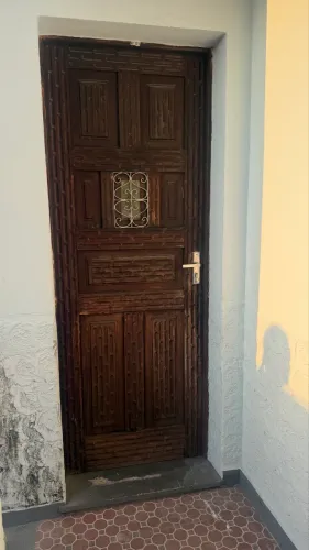 Alugo sobrado em Rocha Miranda