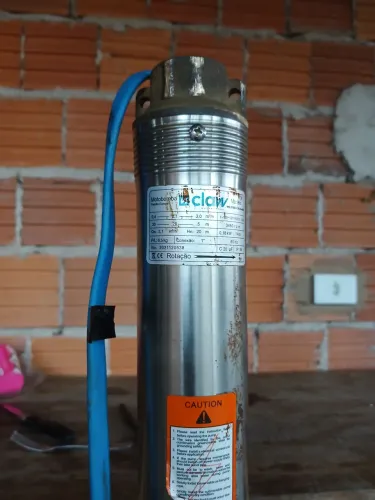 Bomba d'água tipo palito