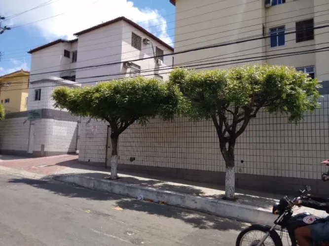 Apartamento com 3 dormitórios à venda, 93 m² - Benfica - Fortaleza/CE