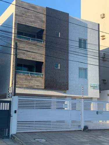 Alugo apt térreo no Bessa