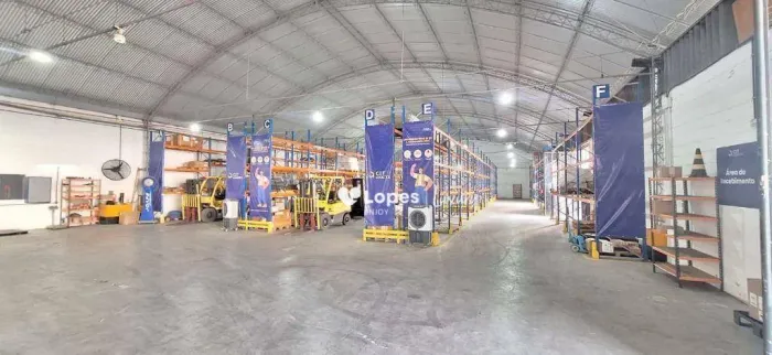 Galpão para alugar, 11804 m² por R$ 279.405,75/mês - São Cristóvão - Rio de Janeiro/RJ