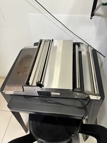 Seladora/ embaladora de Bandejas/Filme PVC