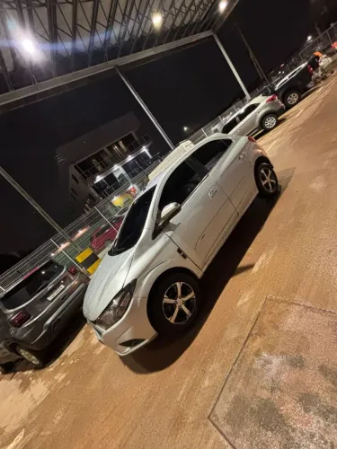 Chevrolet Onix Hatch LT 1.0 8V Flex Mec. 4P 2019