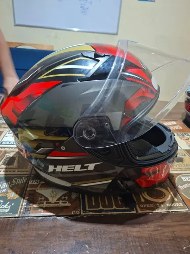 VENDE-SE CAPACETE ESPORTIVO HELT