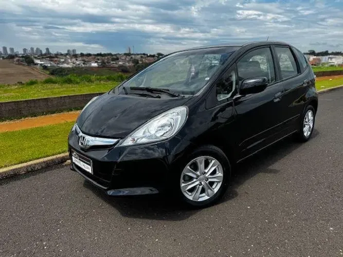 Honda Fit LX 1.4/ 1.4 Flex 8v/16v 5P Aut. 2014