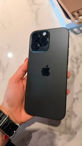 iPhone 16 Pro Max 512GB