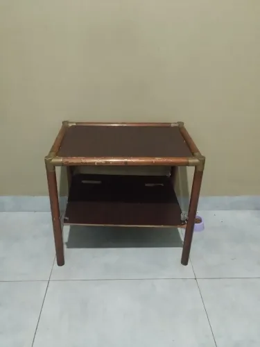 Mesa de canto MDF usada com defeito