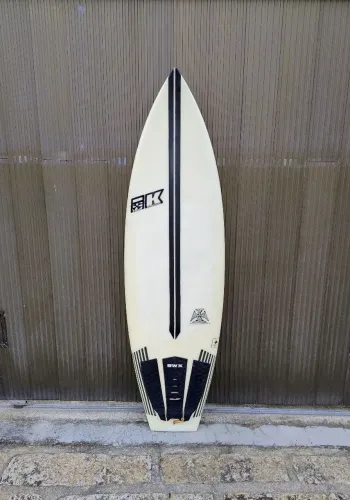 Prancha 5'7" / 27.8 L. Epóxi
